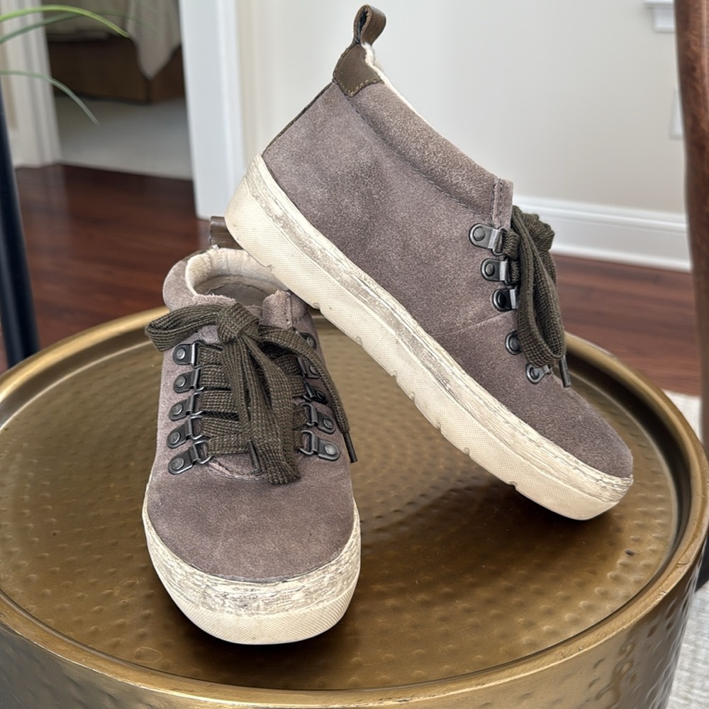 OTBT WOMENS “GREEN LAKE FLATFORM” LACE UP TAUPE SHOES/BOOTIES SZ 6M
